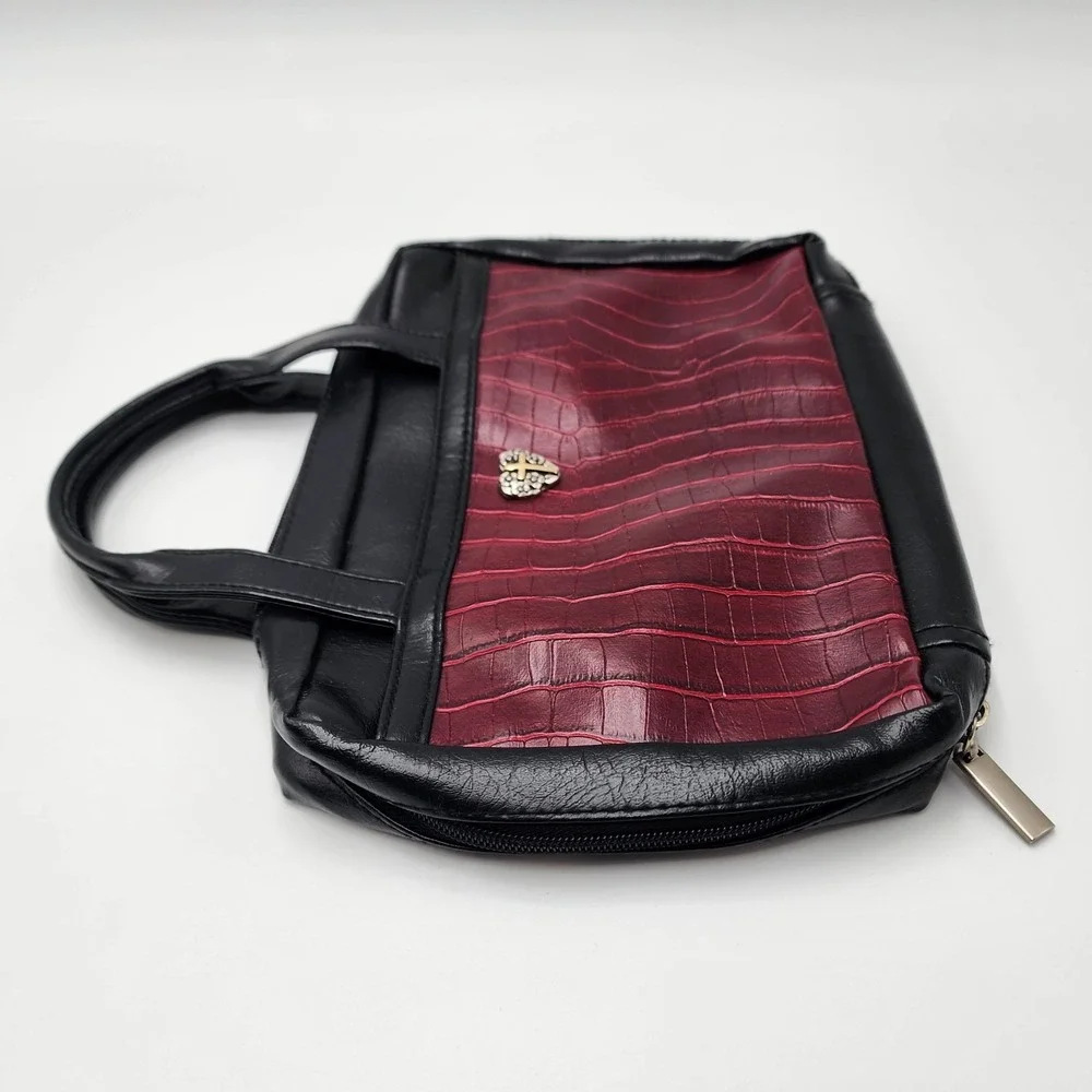 Greg Gift Red and Black Bible Case Purse Zip Pebbled‎ Handbag Large Faux Leather